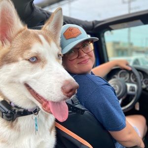 Meet your Posher, Logan